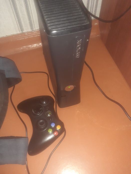 Xbpx 360 slim 200+ gb