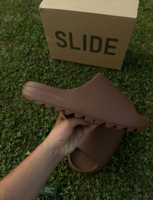 Yeezy Slide Toate Modelele