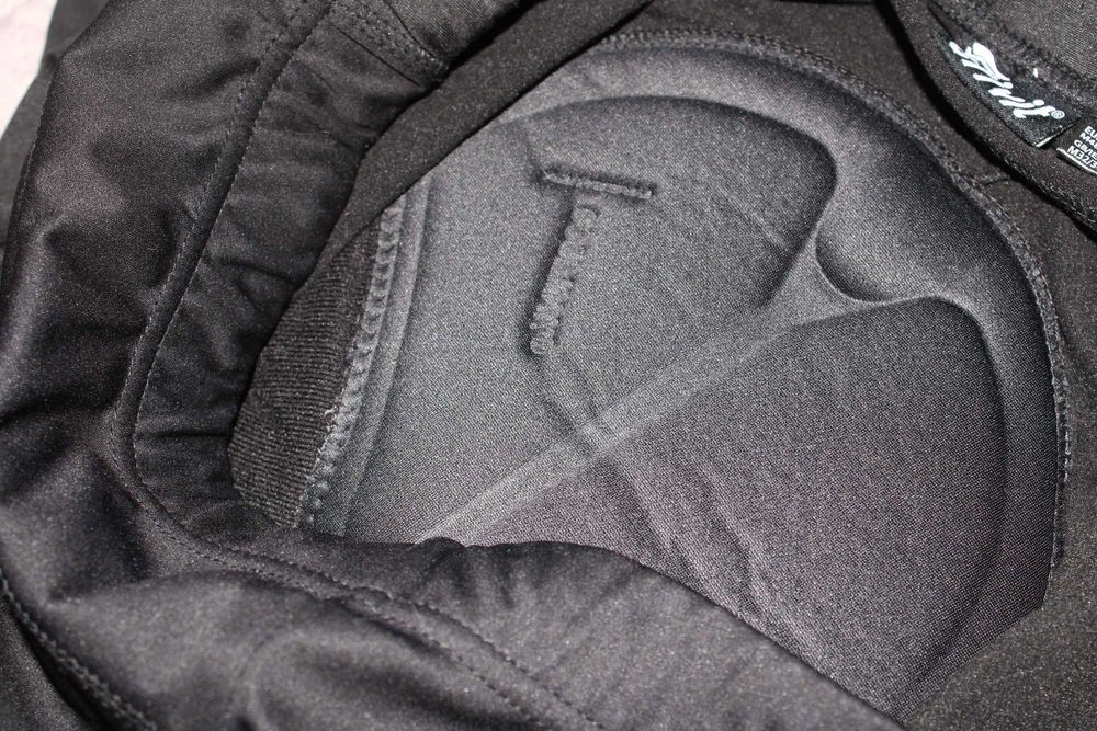 Черен дълъг клин за колоездене Crivit с рефлекторни ленти