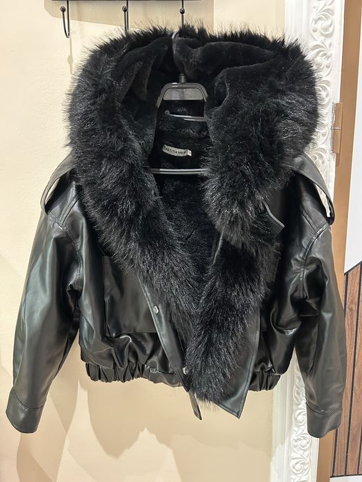 Дамски яке, размер С