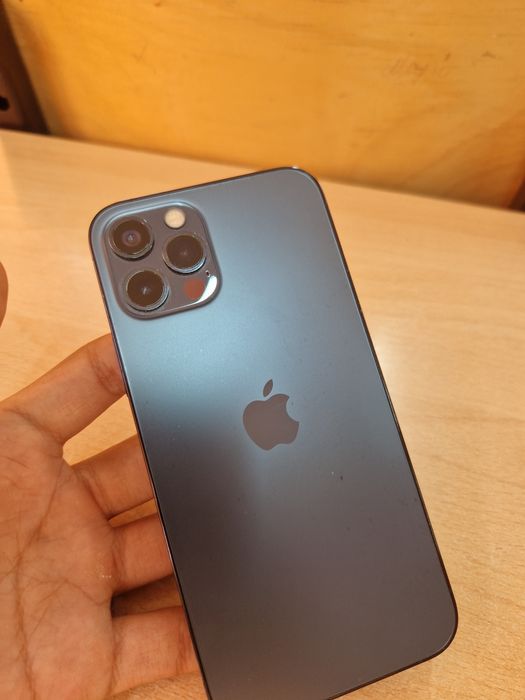 Обменяю айфон 12про