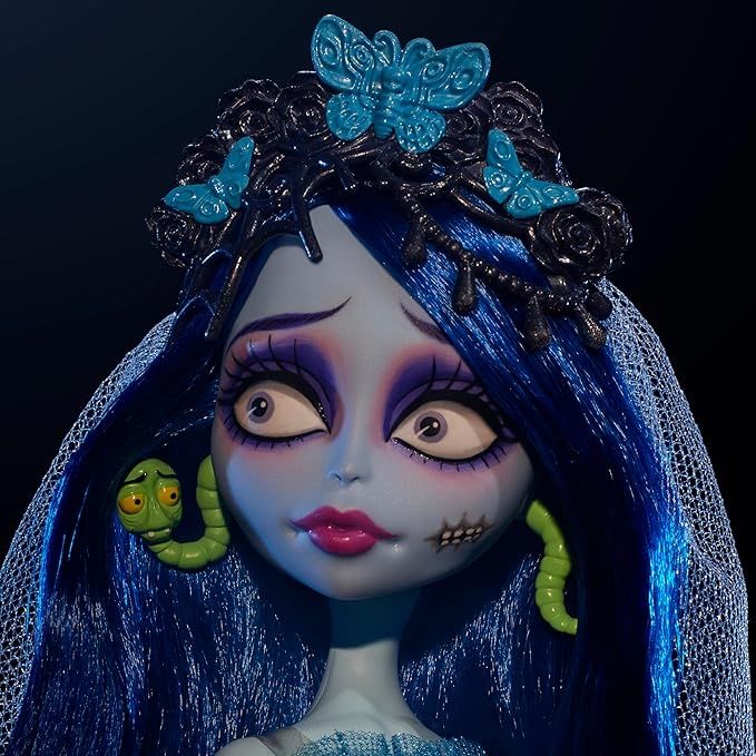 Эмили Monster High
