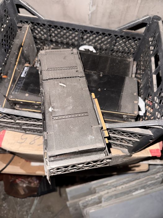 Видеокарта nvidia p100-100