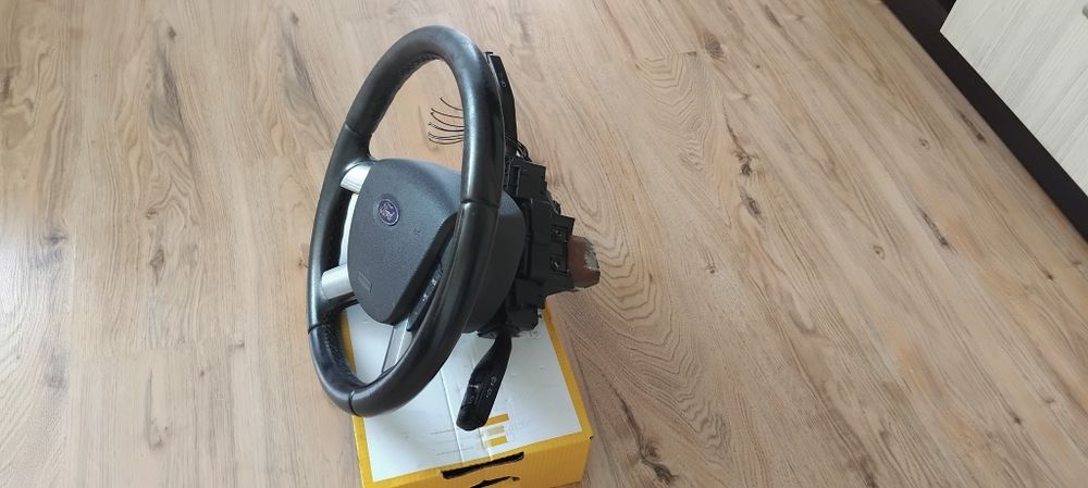 Мултифункционален волан с аербег airbag и лентов кабел + лост за мигач