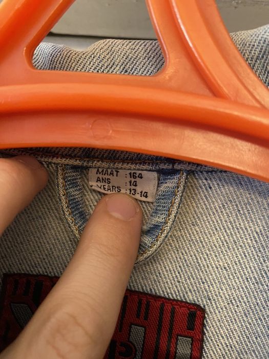 Джинсовая куртка