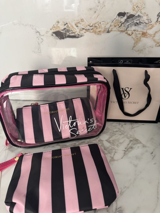 Брендовые косметички и зеркала от 2000тг