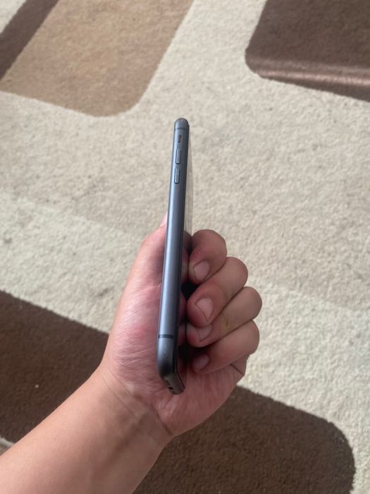 продам Iphone 11 на 128 гб