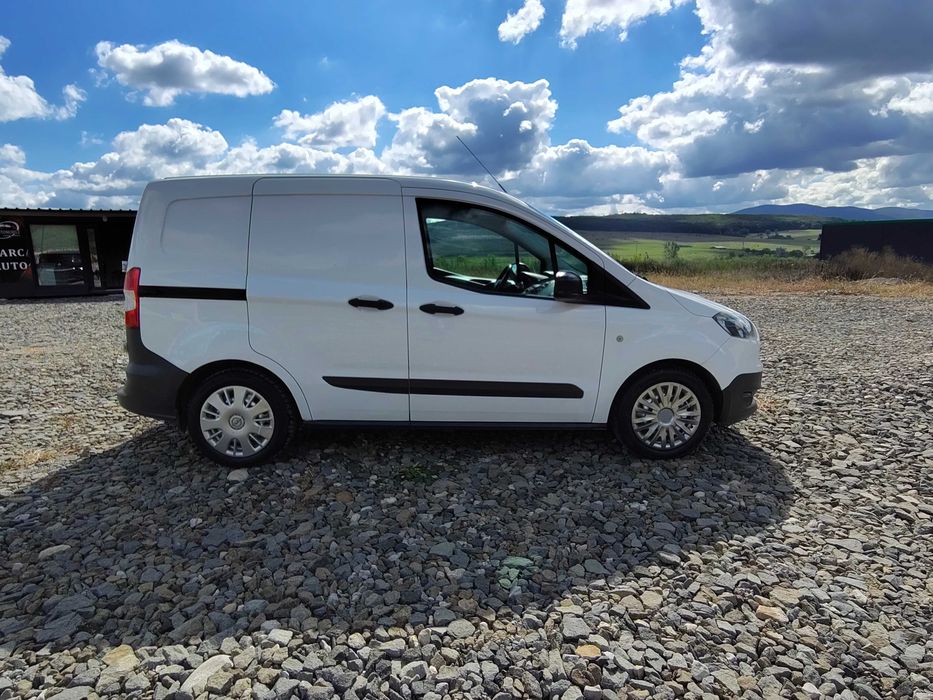 Ford Transit Courier