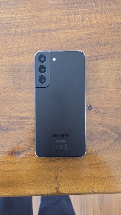 Samsung s22 in stare foarte buna
