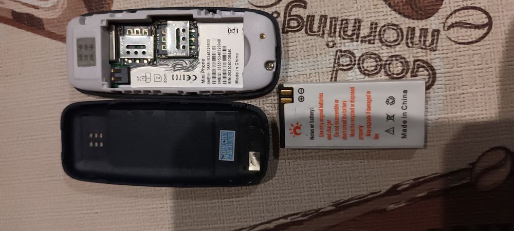 Мини телефон антика