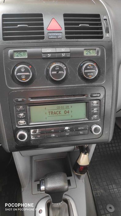 VW Touran 2.0 TDI/16V/140к.с ПРОЧЕТИ ОПИСАНИЕТО!