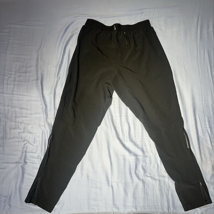 Pantaloni de trening Nike noi