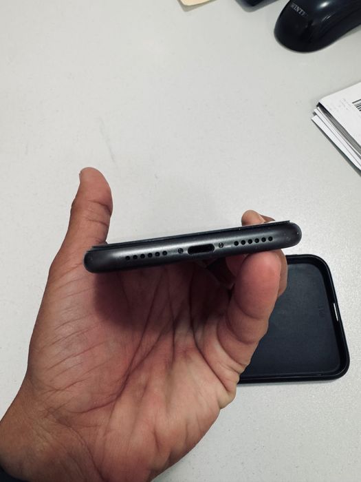 Айфон 11 128гб емкость 78 без ремонт