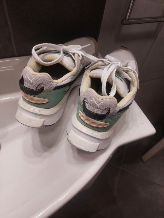 Продавам мъжки спортни обувки Puma 41 номер