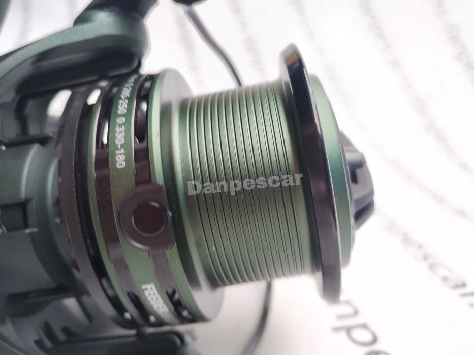 Mulinetă Feeder si crap EastShark MASTER 5500 Tambur Long Cast