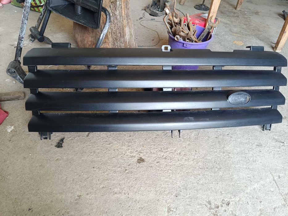 Предна решетка за Land Rover  модел range rover l322