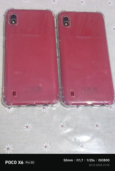 Продам два Самсунга А10 2/32 красного цвета