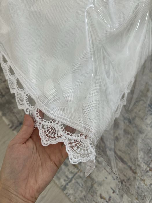 Стол для гостиной