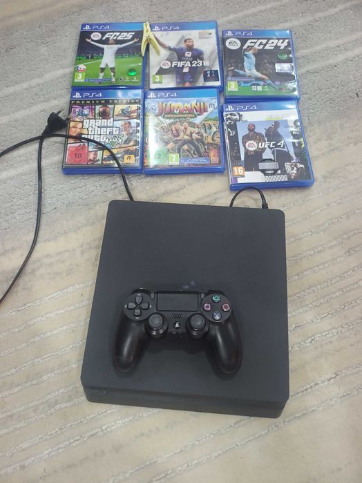 Vând PlayStation 4