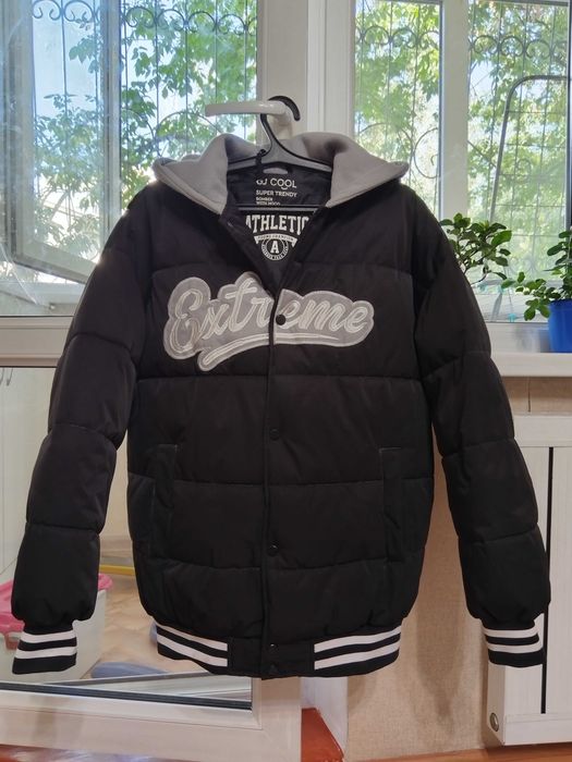 Зимняя куртка для мальчика 12-14 лет