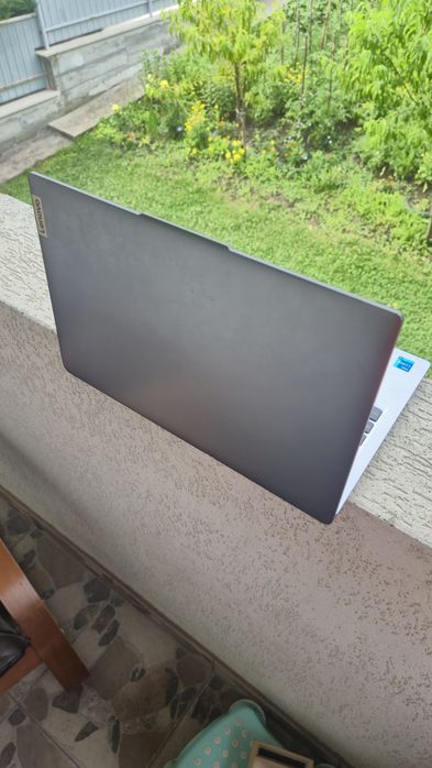 Vand  laptopLenovo IdeaPad slim3