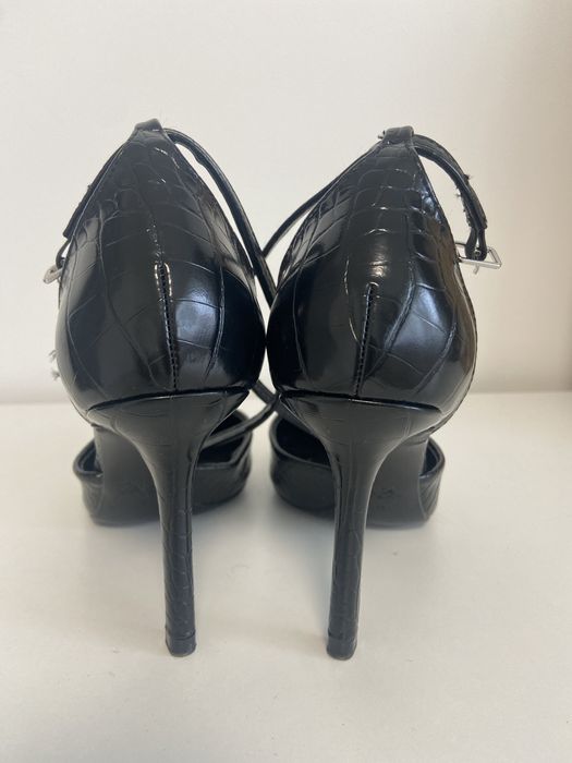 vand pantofi purtati o singura data