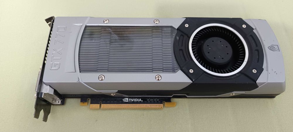 Placa video Gaming GTX 770 2Gb 256 bit DEFECTA