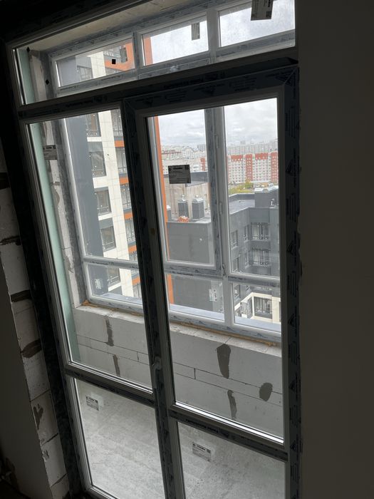 Продам витражное окно пластиковое