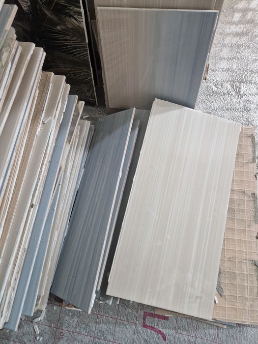 Кафель на 30кв даром