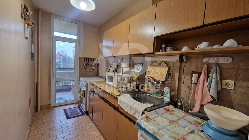 Продава се Многостаен апартамент в Пловдив, Каменица 1 - 98 кв.м за 2449 €/кв.м - Снимка #5