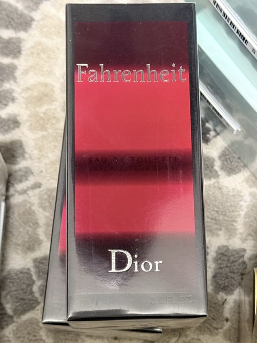 Pafumuri diferite modele