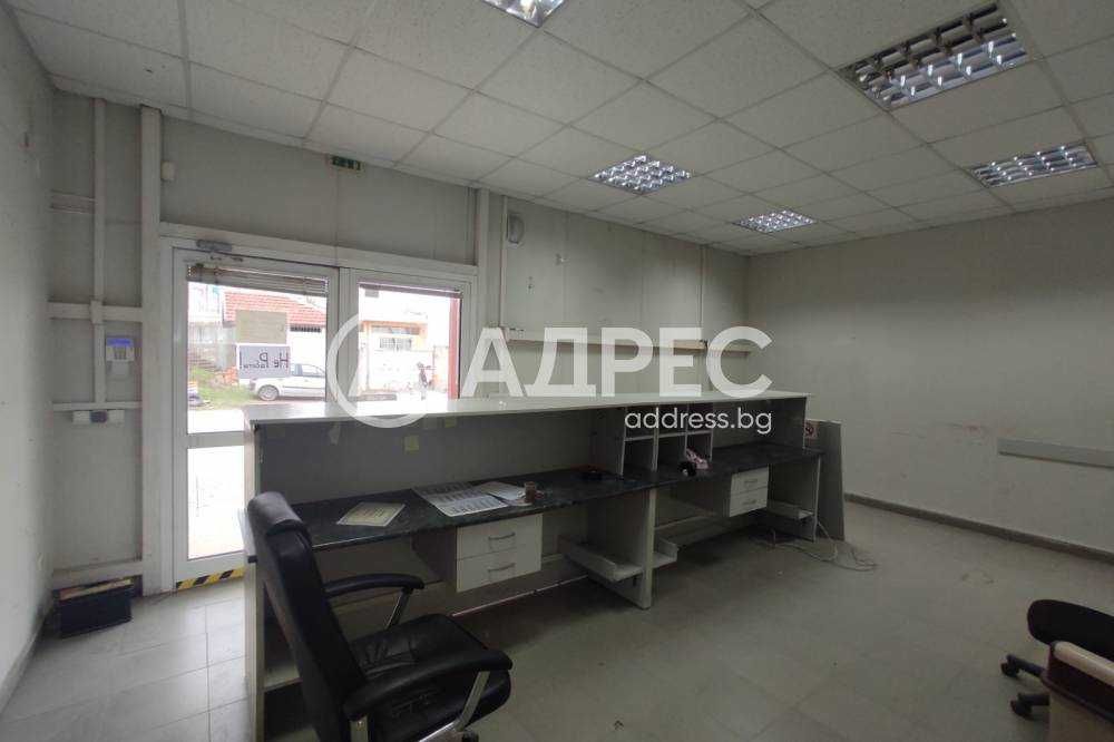 Дава се под наем Склад в Разград, Център - 375 кв.м за 918 € - Снимка #3