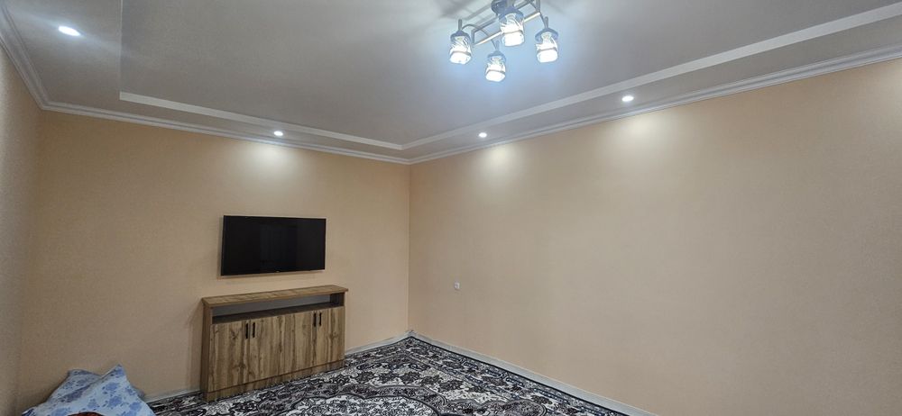 Катта сувни буйида дала ховли ва мини ферма сотилади.