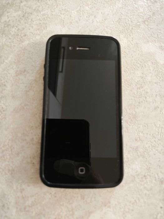 Iphone 4 в отличном состоянии