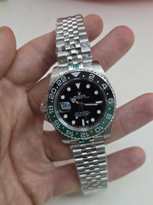 Rolex GMT-Master II black/green “Sprite” steel 40mm