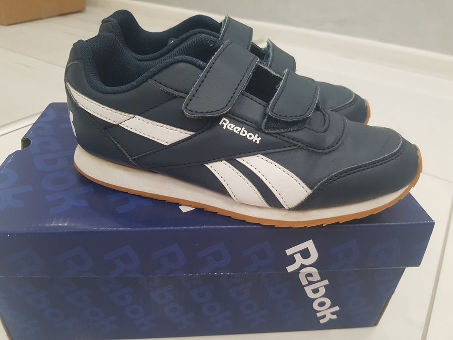 Reebok за момче 33 номер