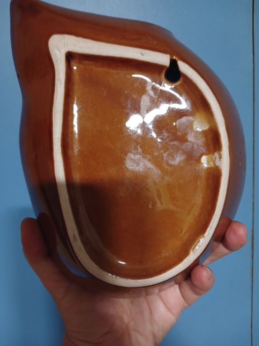 Настенное  кашпо