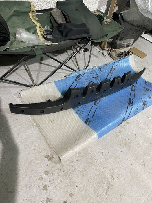 Крыло Toyota Sienna