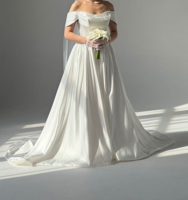 Свадеброе платье размер 42/44