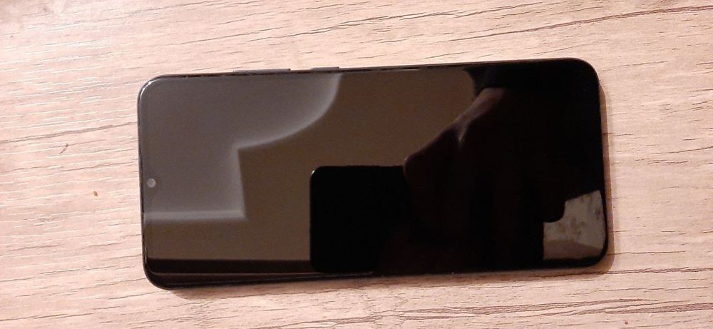 Срочна!!! Самсунг А20с сотилади