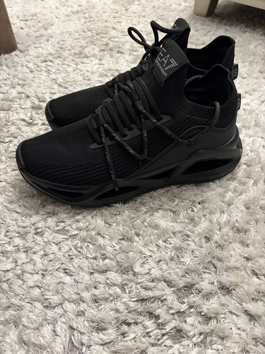 Vand adidasi Emporio Armani