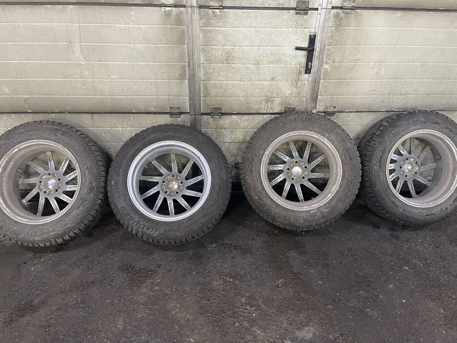 Продам диски с резиной