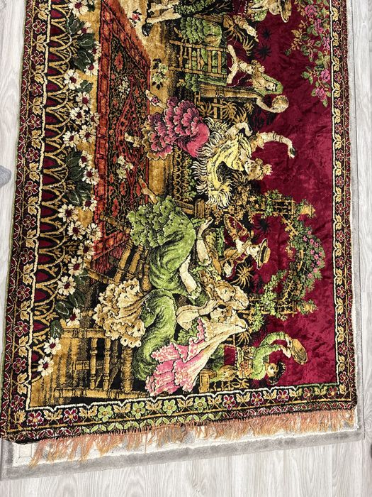 Covor decorativ mare Răpirea din serai stare foarte bună