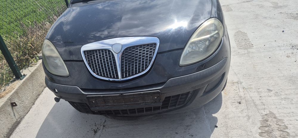 Ланчия ипсилон 1.2 60hp на части