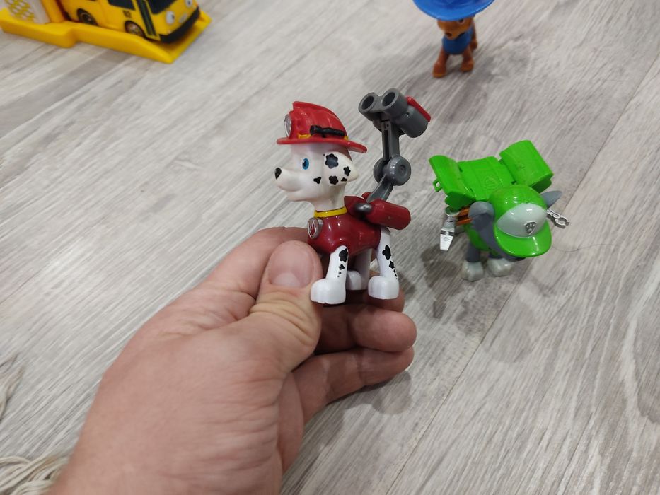 Продам игрушки собачий патруль
