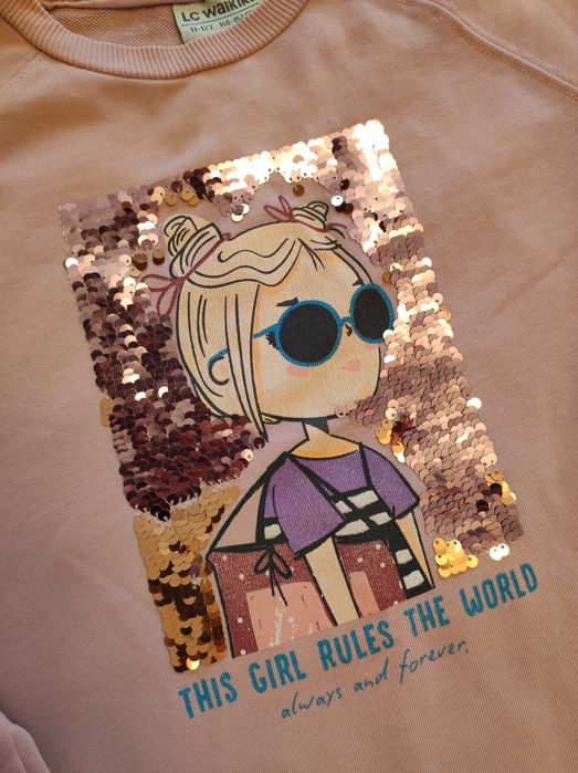 Свитшот с пайетками на 11-12 лет