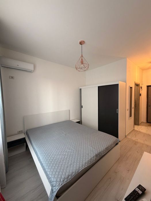 Garsoniera de inchiriat in Militari Residence