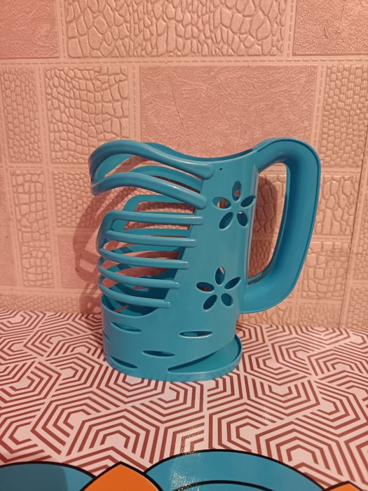 Кухонная посуда разная.