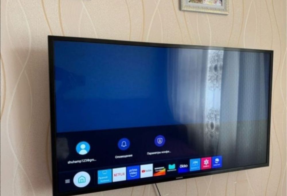 Samsung 110 см smart tv телевизор