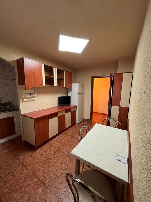 Apartament 3 camere/ complet mobilat / Targoviste